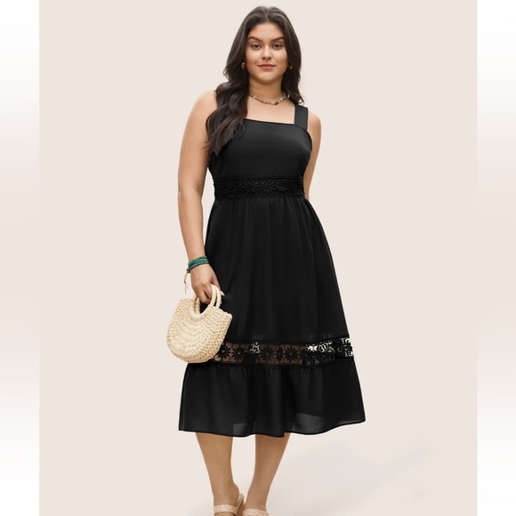 BloomChic Dresses & Skirts - BloomChic Plain Elastic Waist Cut Out Lace Patchwork Dress